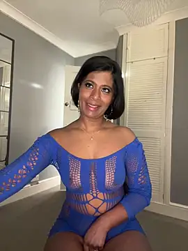Snapshot of RoseMelanie chatting on 28, 2, 2025 RoseMelanie online show from 28, 2, 2025