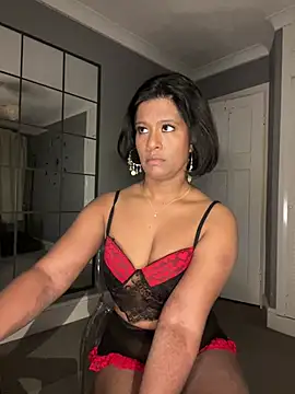 Snapshot of RoseMelanie chatting on 6, 3, 2025 RoseMelanie online show from 6, 3, 2025