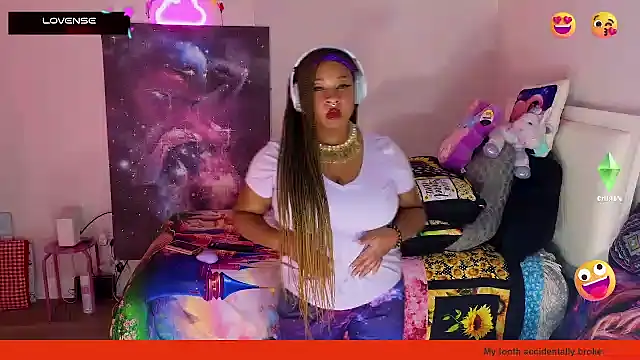 temptressbeauty24 online show from 8, 2, 2025