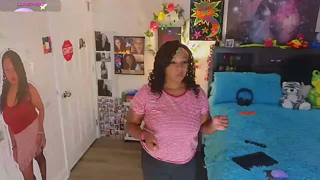 temptressbeauty24 online show from 18, 10, 2025