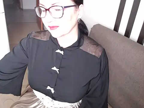 Snapshot of Alma44 chatting on 8, 4, 2026 Alma44 online show from 8, 4, 2026