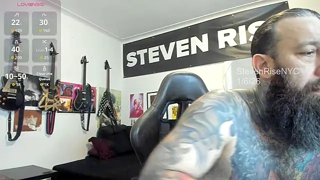 Snapshot of StevenRiseNYC chatting on 7, 1, 2026 StevenRiseNYC online show from 7, 1, 2026