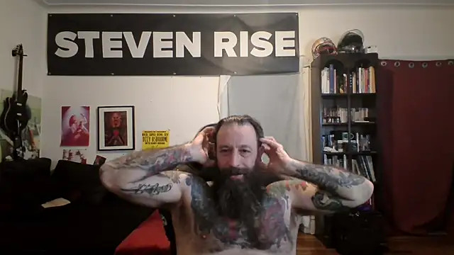Snapshot of StevenRiseNYC chatting on 31, 5, 2026 StevenRiseNYC online show from 31, 5, 2026