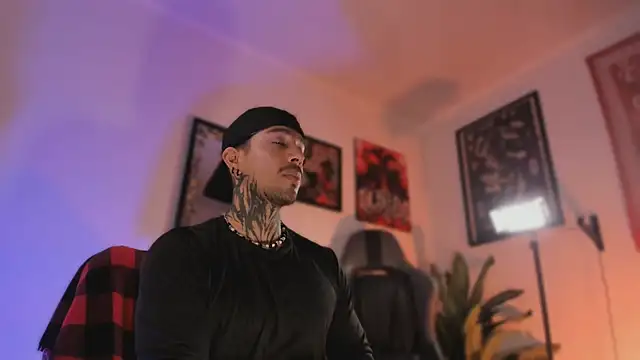 Snapshot of TigerStripes1_ chatting on 13, 4, 2026 TigerStripes1 online show from 13, 4, 2026