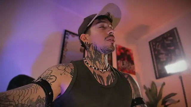 Snapshot of TigerStripes1_ chatting on 15, 4, 2026 TigerStripes1 online show from 15, 4, 2026