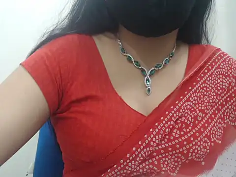 Snapshot of Lovely_Siri_23 chatting on 8, 4, 2026 Lovely Siri 23 online show from 8, 4, 2026