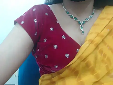 Snapshot of Lovely_Siri_23 chatting on 10, 4, 2026 Lovely Siri 23 online show from 10, 4, 2026