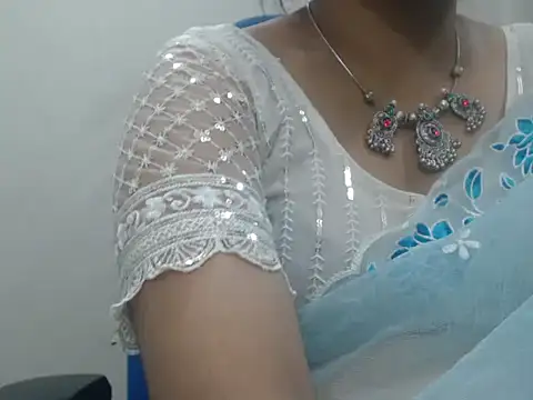 Snapshot of Lovely_Siri_23 chatting on 17, 4, 2026 Lovely Siri 23 online show from 17, 4, 2026