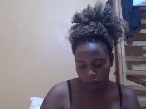 Snapshot of sweetbabra1 chatting on 4, 3, 2025 sweetbabra1 online show from 4, 3, 2025