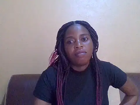 Snapshot of sweetbabra1 chatting on 4, 10, 2025 sweetbabra1 online show from 4, 10, 2025