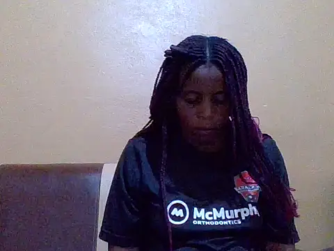 Snapshot of sweetbabra1 chatting on 17, 10, 2025 sweetbabra1 online show from 17, 10, 2025