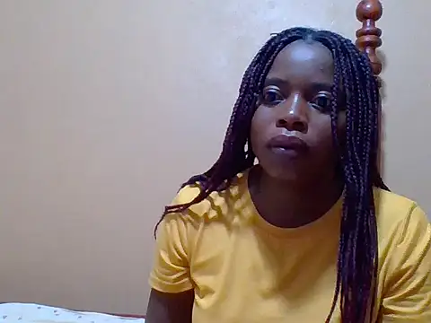 Snapshot of sweetbabra1 chatting on 19, 10, 2025 sweetbabra1 online show from 19, 10, 2025