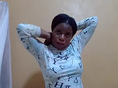 Snapshot of sweetbabra1 chatting on 12, 11, 2025 sweetbabra1 online show from 12, 11, 2025