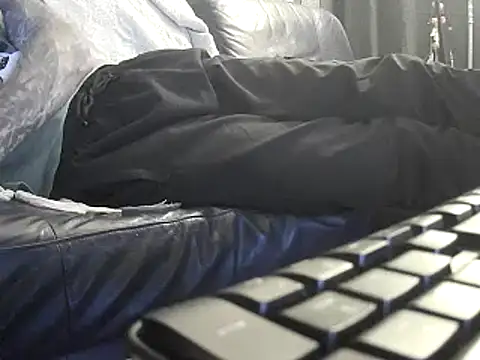 Snapshot of PIercingBoy38 chatting on 11, 1, 2025 PIercingBoy38 online show from 11, 1, 2025