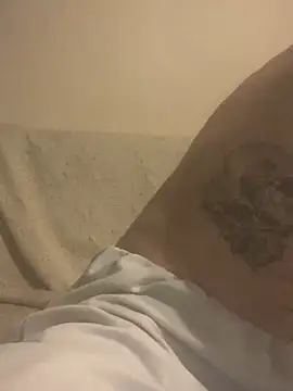 Snapshot of PIercingBoy38 chatting on 4, 3, 2025 PIercingBoy38 online show from 4, 3, 2025