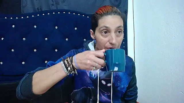 Snapshot of anyu1306 chatting on 14, 12, 2024 anyu1306 online show from 14, 12, 2024