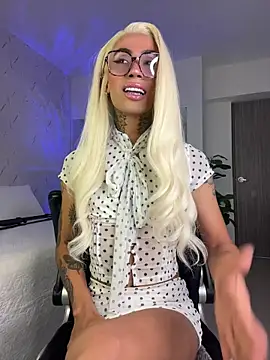 Snapshot of Miss_sagitario chatting on 22, 5, 2026 Miss sagitario online show from 22, 5, 2026