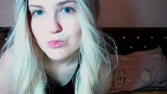 Sara4uu online show from 19, 9, 2025