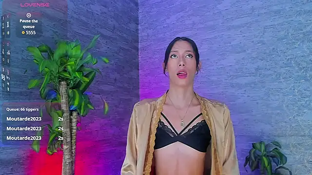 alicee salvatore online show from 25, 9, 2025