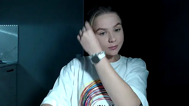 Snapshot of Sunbeam_ chatting on 19, 10, 2025 Sunbeam online show from 19, 10, 2025