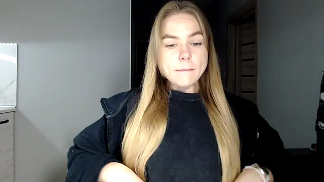 Snapshot of Sunbeam_ chatting on 16, 11, 2025 Sunbeam online show from 16, 11, 2025