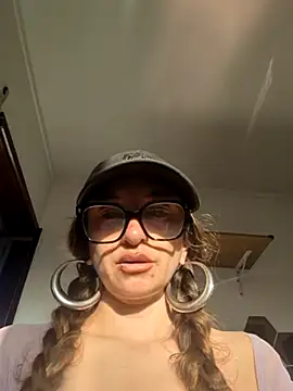 Snapshot of xgabyenlalunax chatting on 12, 3, 2025 xgabyenlalunax online show from 12, 3, 2025