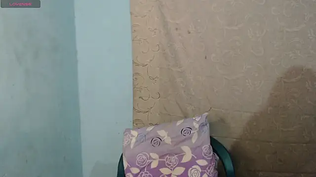 Snapshot of Candy_chloee chatting on 2, 10, 2025 Candy chloee online show from 2, 10, 2025
