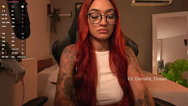 Snapshot of DaniDusan_ chatting on 7, 12, 2024 DaniDusan  online show from 7, 12, 2024