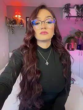 DaniDusan  online show from 9, 11, 2025