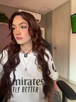 DaniDusan  online show from 7, 4, 2026