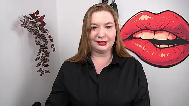 LaraDream online show from 2, 2, 2026