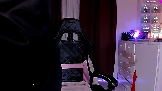 KeishaDanger  online show from 30, 1, 2025