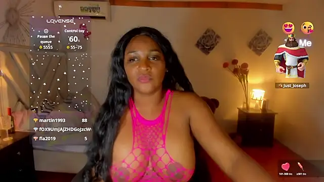 Snapshot of Miagrace chatting on 27, 5, 2026 Miagrace online show from 27, 5, 2026